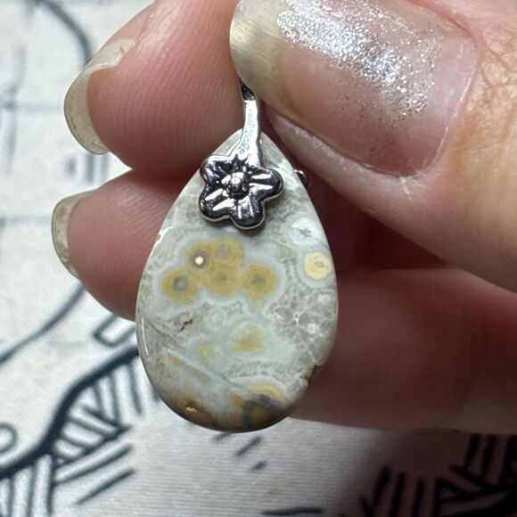 Multicolored Tan Orange and Green Polished Stone Teardrop Shaped Pendant - Picture 7 of 7